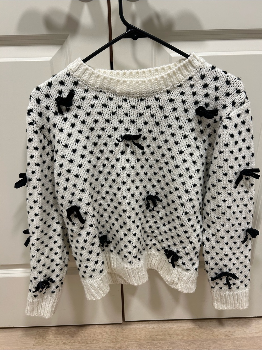 She + Sky White Knit Crewneck Sweater with Black Bow Accents